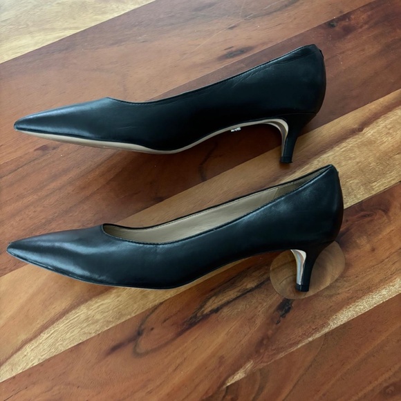 Sam Edelman Black Leather Heels (Size 7) - Picture 3 of 6